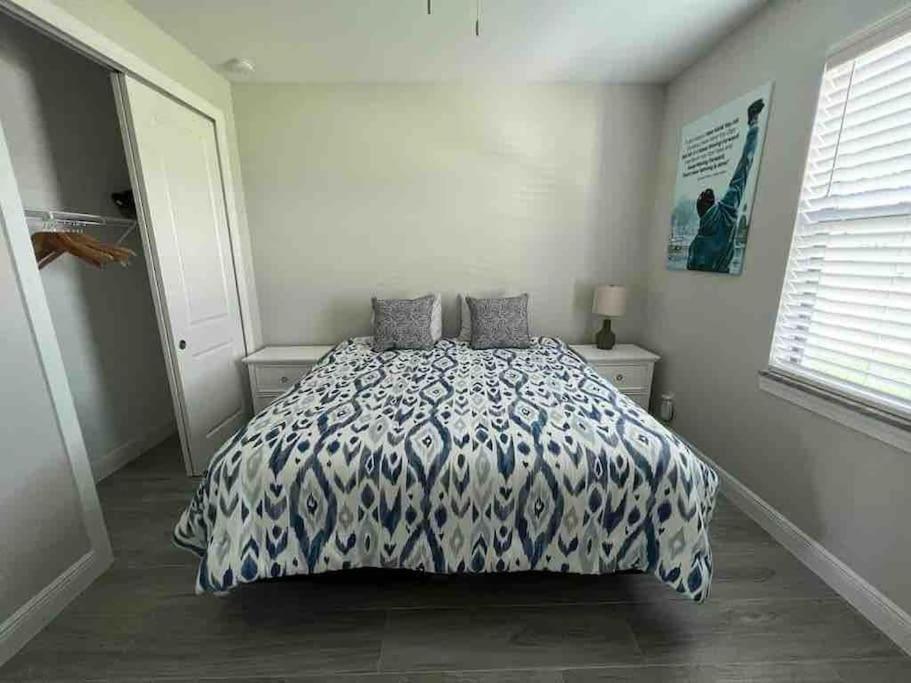 Newly Built Villa Ballerina With Heated Pool And Incredible View Into Beautiful Arrowheadcanal 케이프코럴 외부 사진